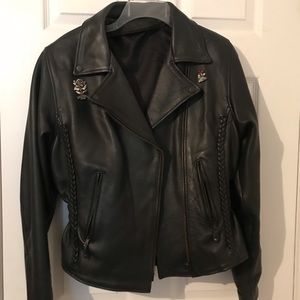 Black leather motorcycle jacket. Medium.